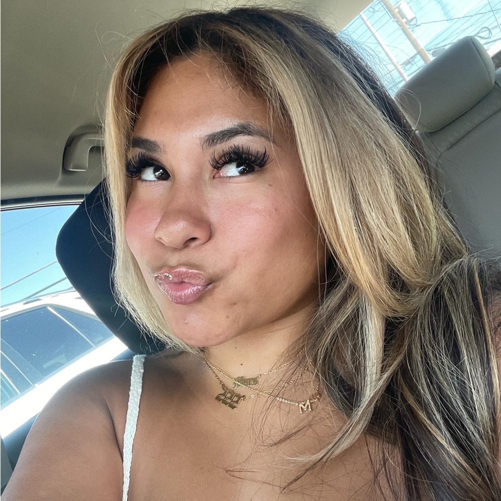 Meet your Posher, Marissa
